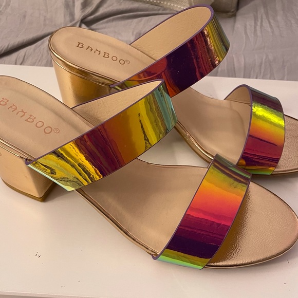 Bamboo Metallic Block Heels - Picture 4 of 5